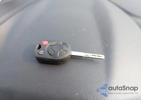 2016 Ford Focus Se z USA, uszkodzony, nr VIN 1FADP3F2XGL377974